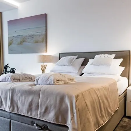 Seaside Prywatny Apartament Studio Przy Plazy Taras Widok Na Morze דירה *